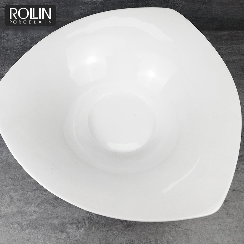 Hot Selling Porcelain Triangle Salad Bowl for Hotel