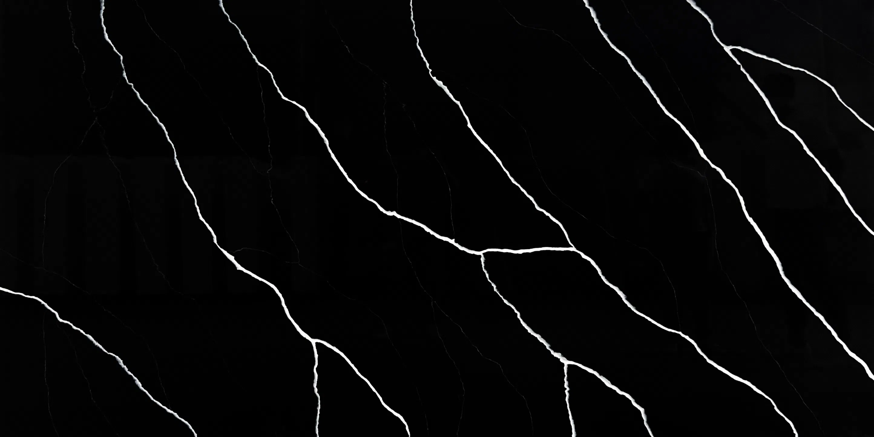 Eye-Catching Calacatta Quartz Stone Slabs 30mm Thick for Stylish Vanity Top