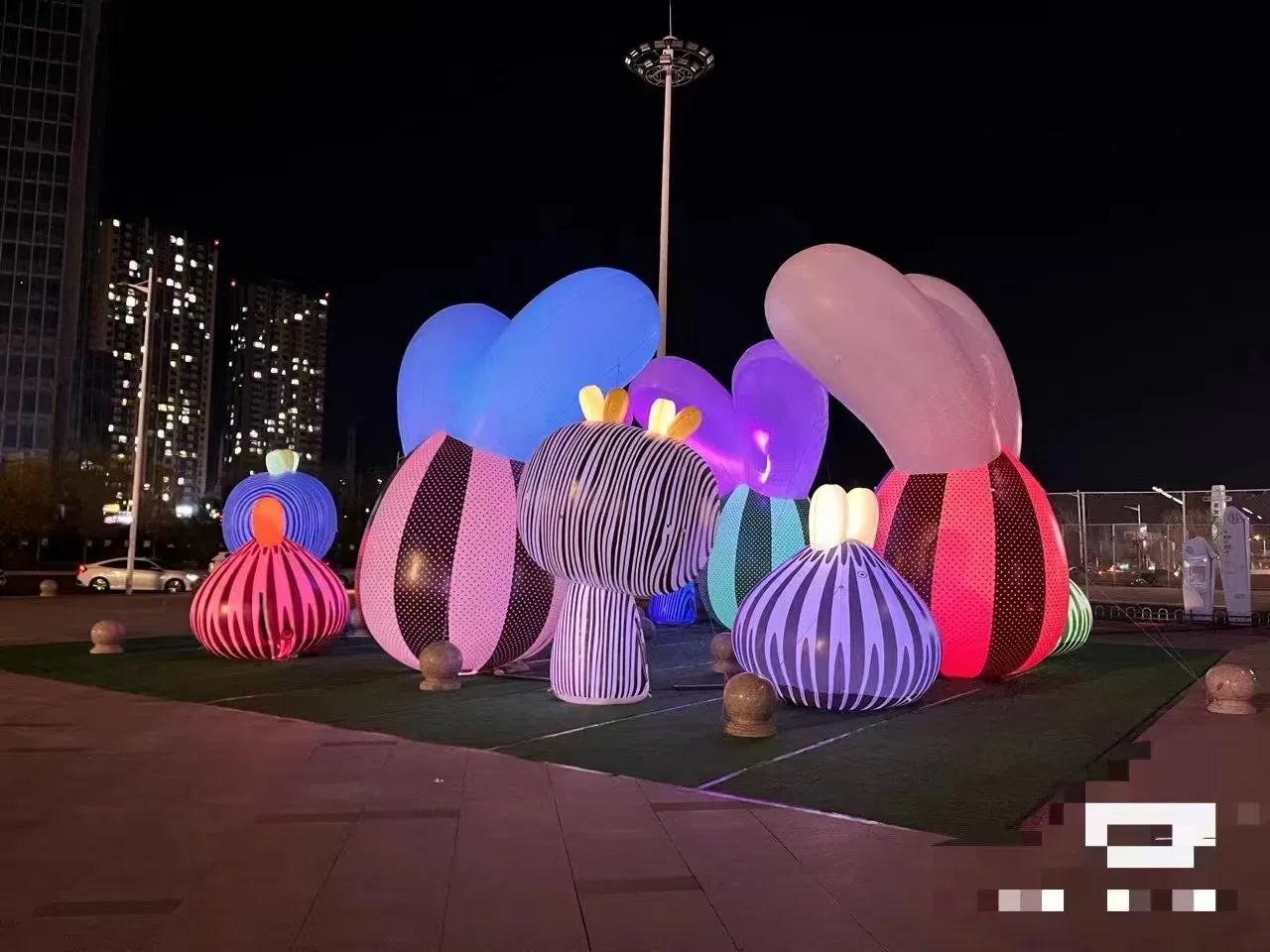 2023 New Advertising Inflatable Cones with Light System