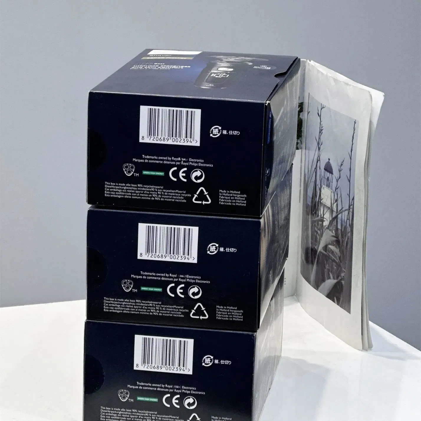 2-in-1 Phileps Norelco Electric Shaver for Face and Body