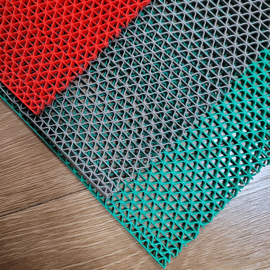 Swimming Pool Waterproof Bathroom Carpet Snake Hollow Z Roll PVC S Mat