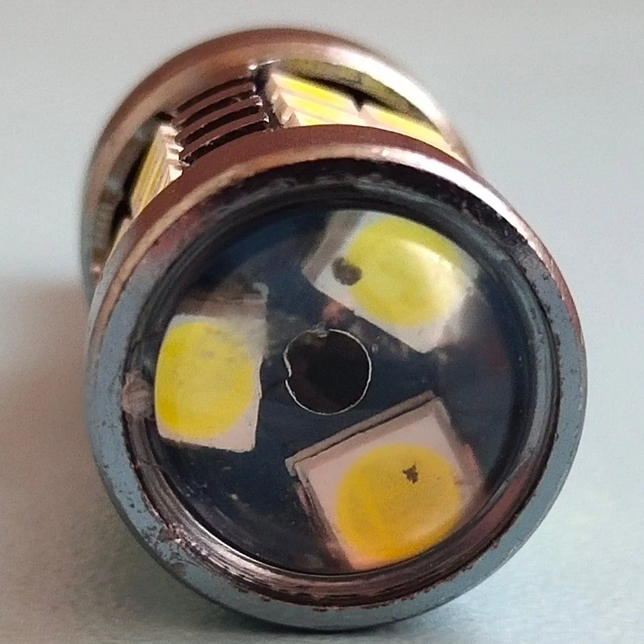 Светодиодная лампа T10 5W/6W для авто и мотоциклов