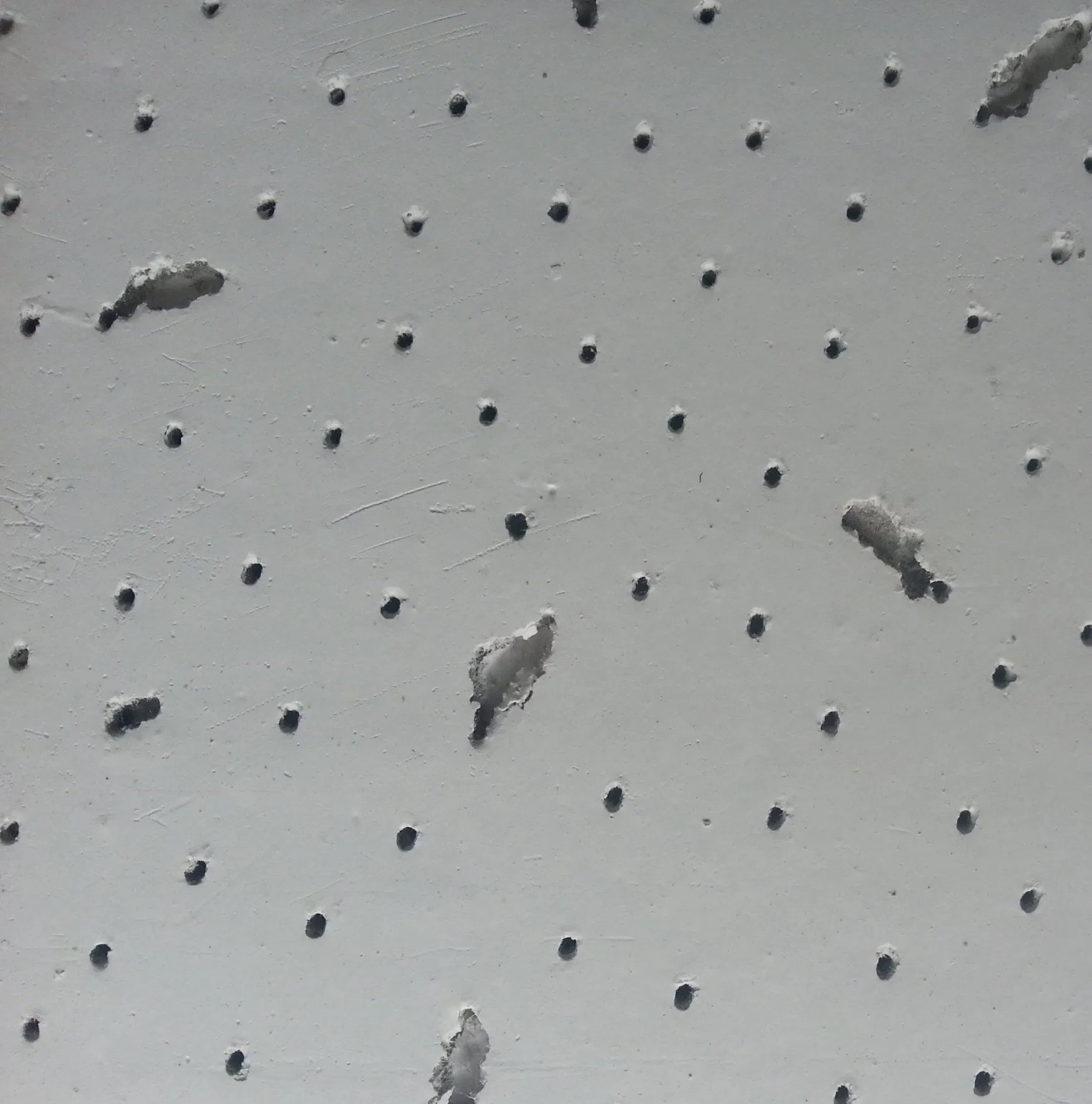 Rh99 Humidity Resistant Anti-Sagging Mineral Fiber Ceiling for High Moisture Areas