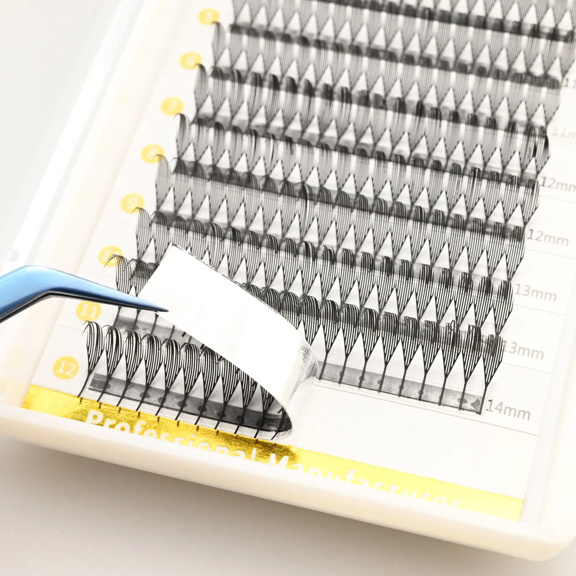 Mt Lashes Chinese OEM Factory Price Spire Eyelash Extension Volume New Arrivals Pre Made OEM False Lashes