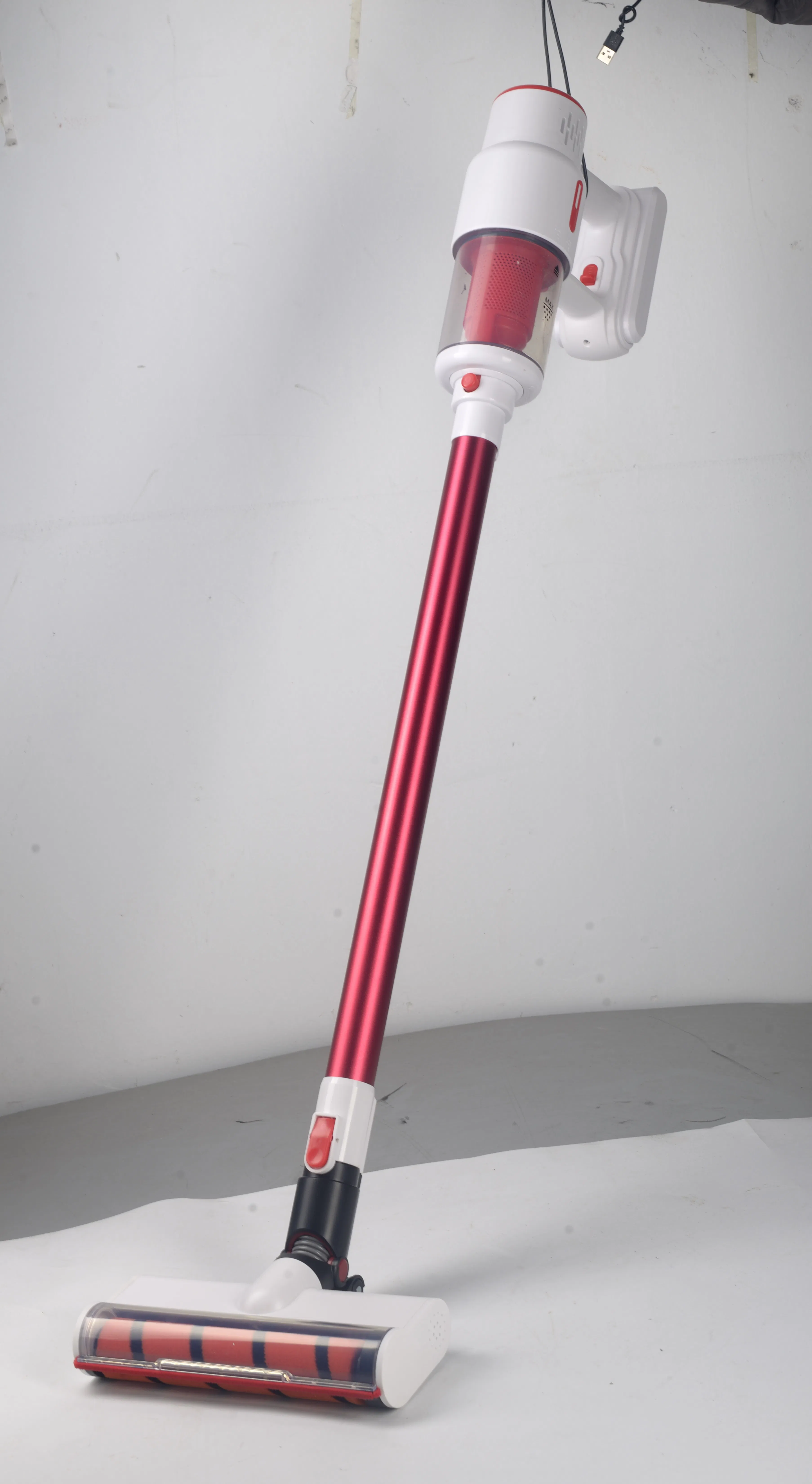 Powerful Cordless Vacuum Cleaner for Versatile Flooring Solutions