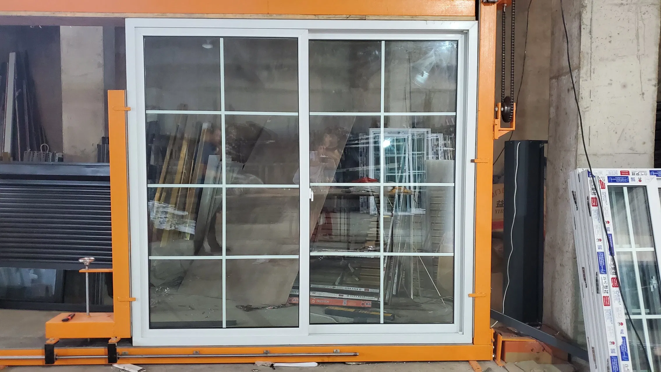 White Grids Design UPVC/PVC Sliding Glass Door Plastic Frame Glass Door with Hurricane Proof Glass