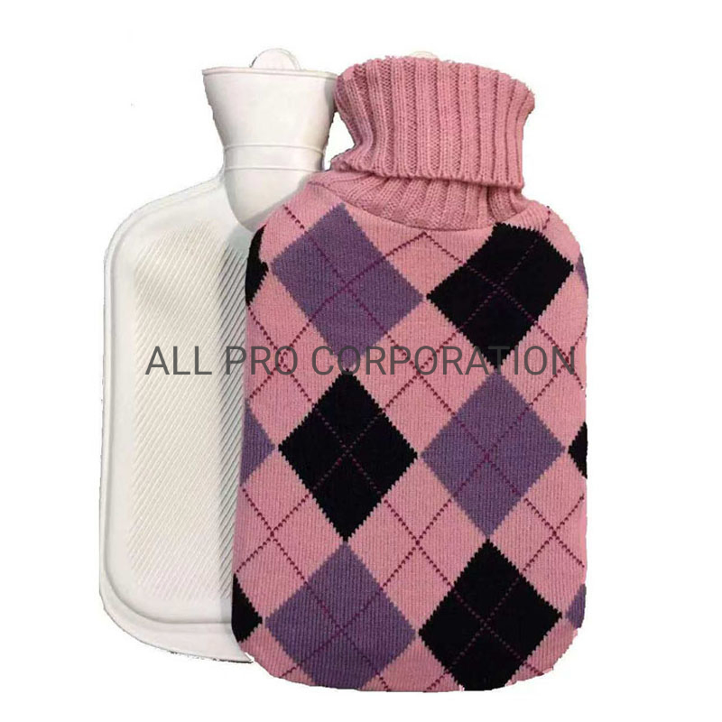 Cheaper 18years Manufacture Price Soft Warm Fashion Hand Warmer Warmming Cover Pack Electric PVC Silicone Natural Rubber Relaxing 2000ml 2L Hot Water Bag Bottle