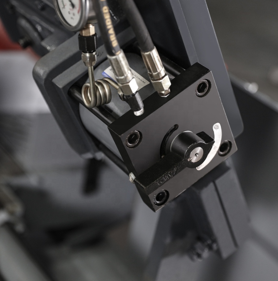 Ленточная пила по металлу автоматическая гидравлическая