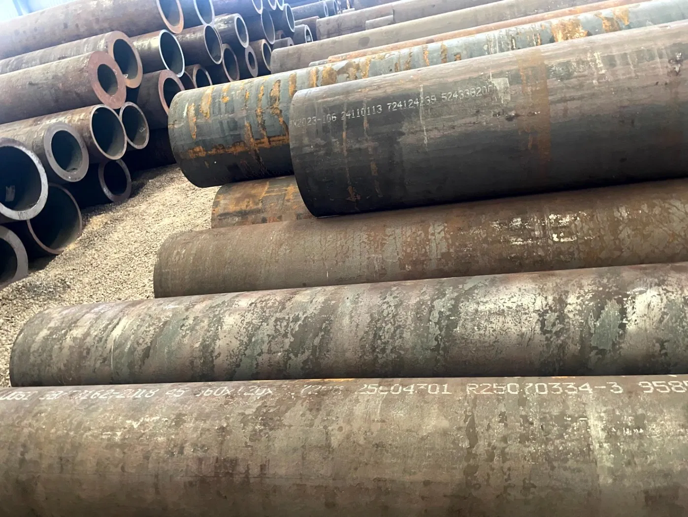 Wear - Resistant JIS Standard Seamless Steel Pipe for High - Abrasion Environments