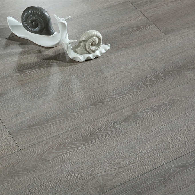 European Environmental High Density Antiwear Underfloor Heating Laminate Wood Flooring