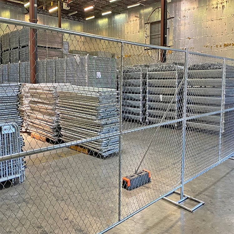 8FT 9 Gauge Galvanized Diamond Lron Fence Cyclone Wire Mesh 8 Foot 6 Foot Chainlink Fence PVC Black Coated Chain Link Fence Roll