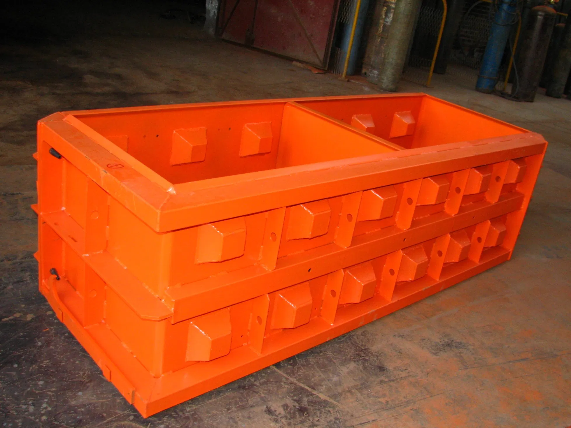 Length 30 Cm Width 30cm Concrete Block Mould Divider