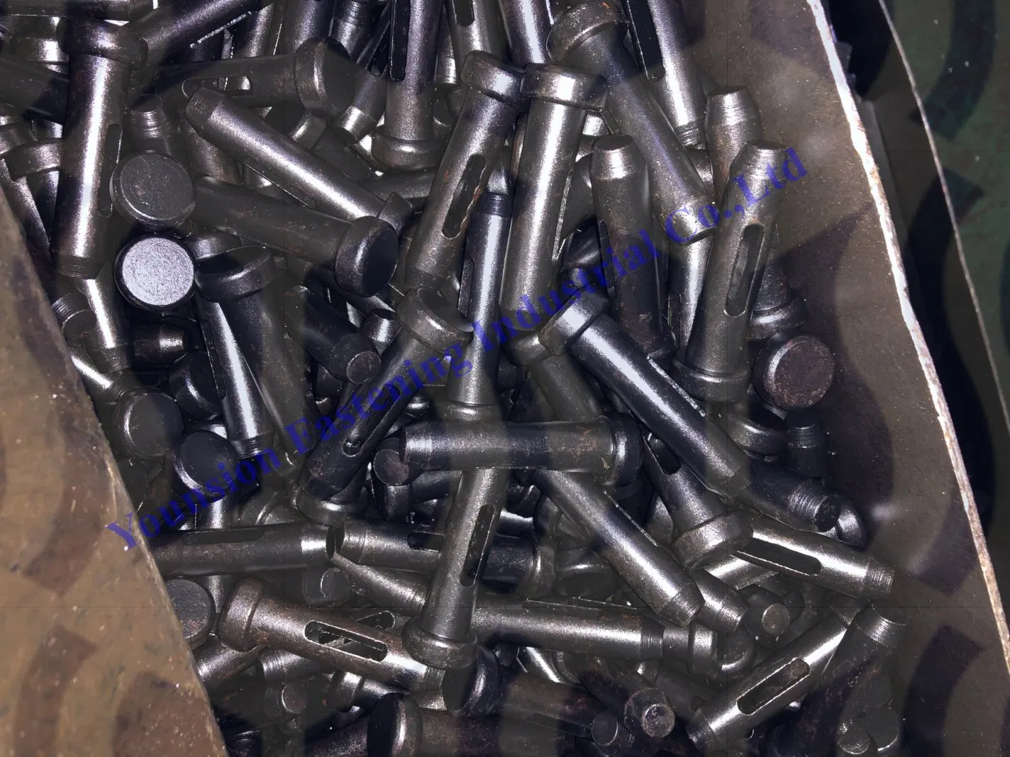 C1045 Black Quick-Start Curved Wedge and Tapered Mivan Pin