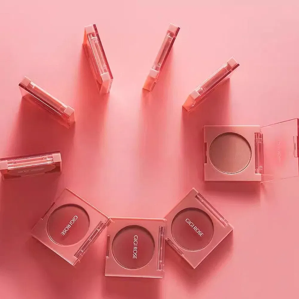 Silky Feel Hypoallergenic and Non-Irritating Monochrome Powder Blush Palette for Night Jogging