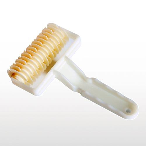 Mini Kitchen Baking Dough Bread Pie Pizza Roller Cutter