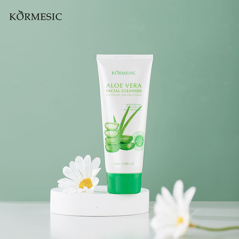 Natural Aloe Vera Deep Cleansing Face Wash for Oily Skin Face Wash Facial Cleanser