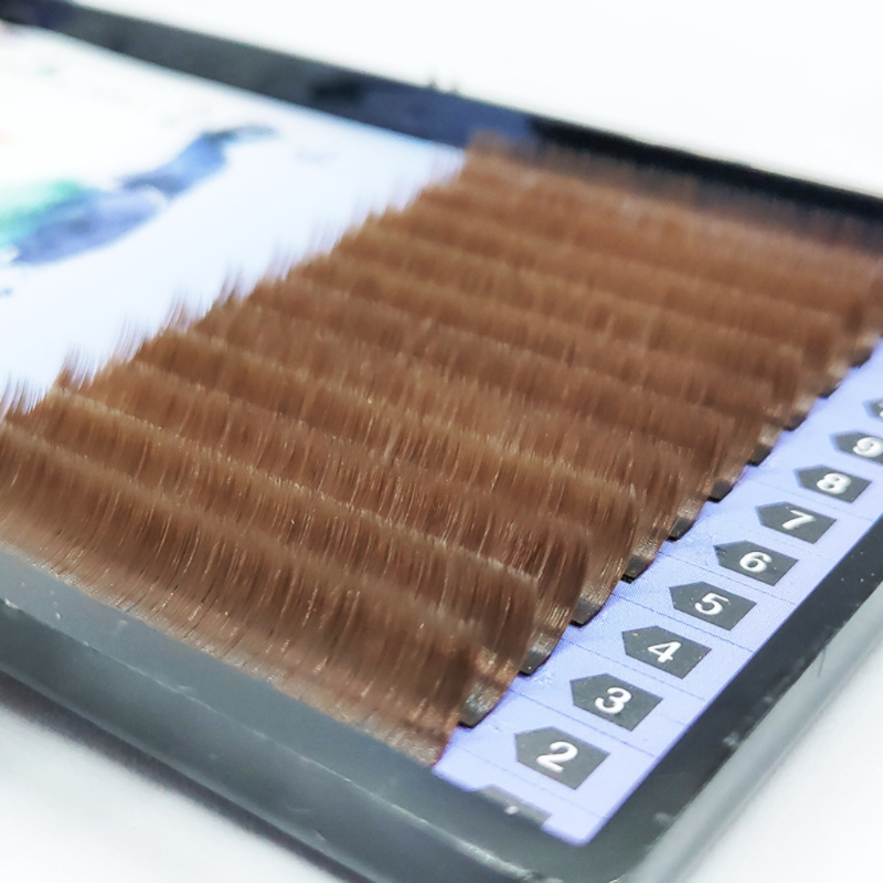 All-Weather, Top-Choice Natural, Ultra-Realistic and Feathery False Eyelashes