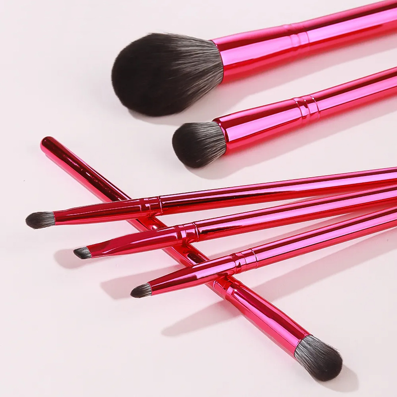 6PCS Rose Red Luxury Makeup Brush Set High Quality Source Factory Wholesale Custom Logo Soft Comfortable Makeup Brush
