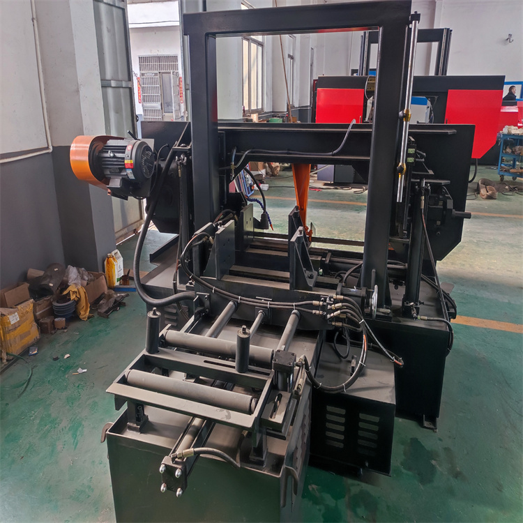 Станок ленточнопильный по металлу