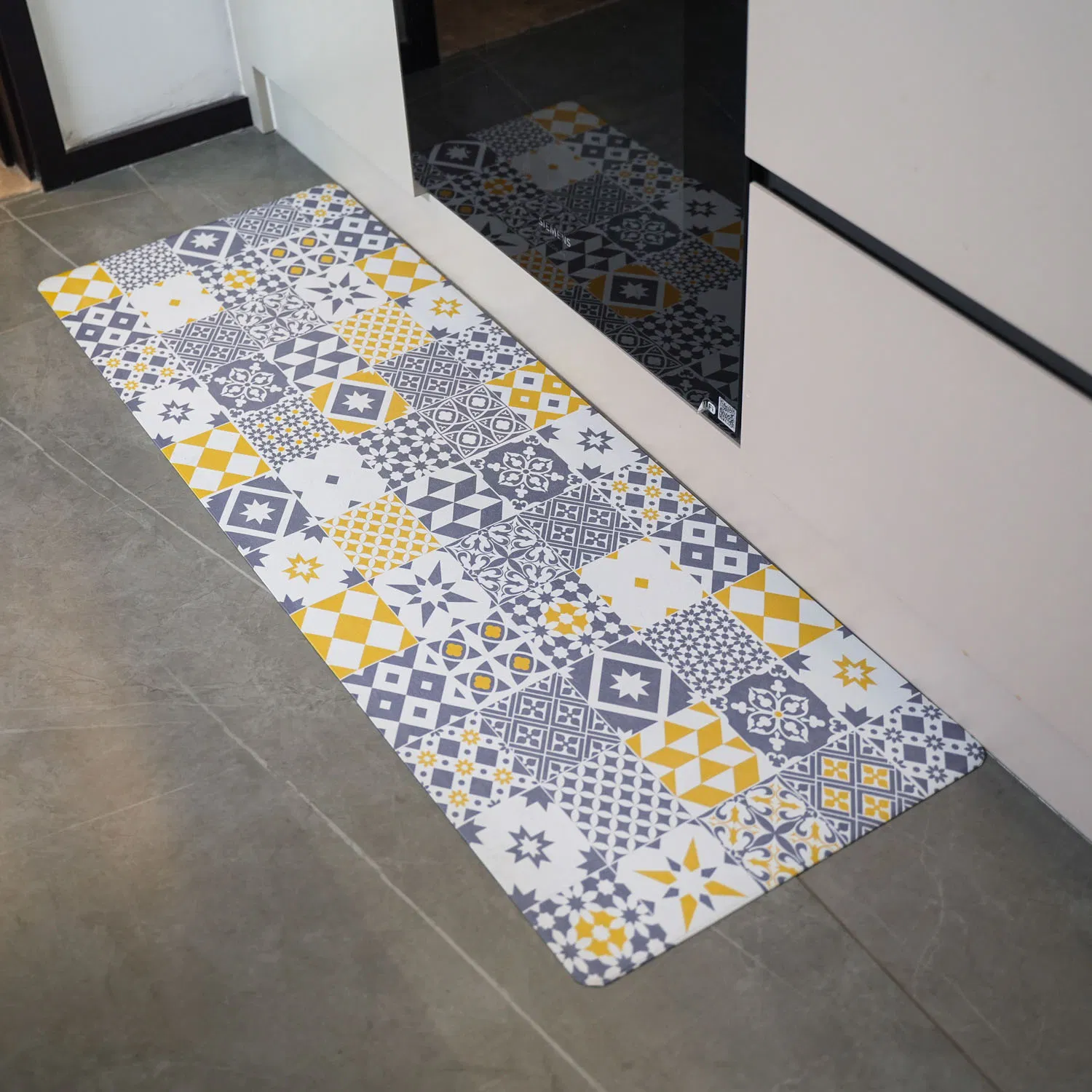 Waterproof Non-Slip Kitchen Mat Desk Mat Oil Proofed Home Mat