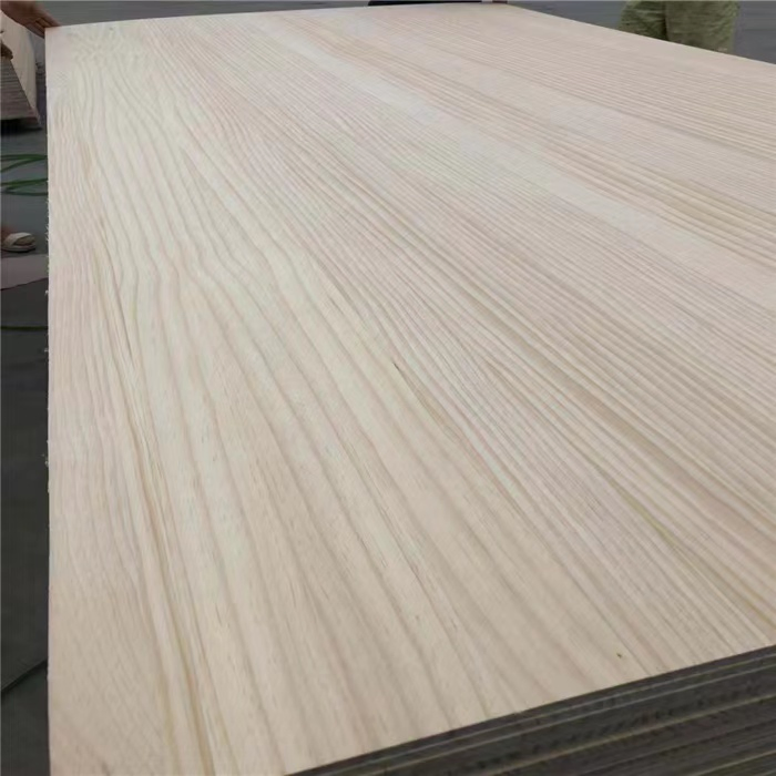 High Quality Pine Wood Glue Panel Solid Wood Board