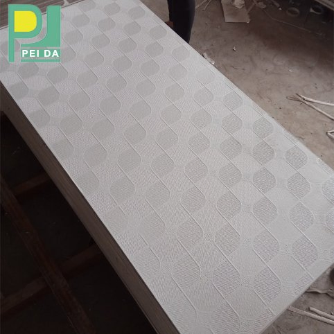 Comfortable PVC Veneer 60*60 PVC Laminated Gypsum Board