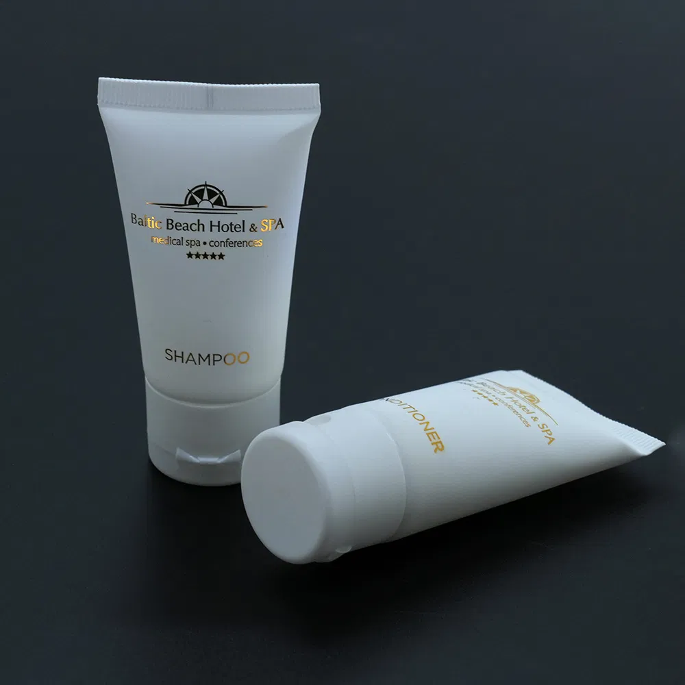 Hotel Amenities Set with Soap and Box for Hotel Guest Room Using