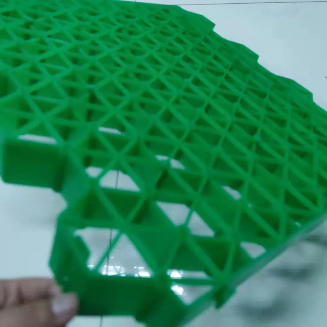 500*500*38mm/48mm/68mm HDPE Plastic Grass Grid for Ground Reinforcement Strong Plastic Grass Grid for Ground Support