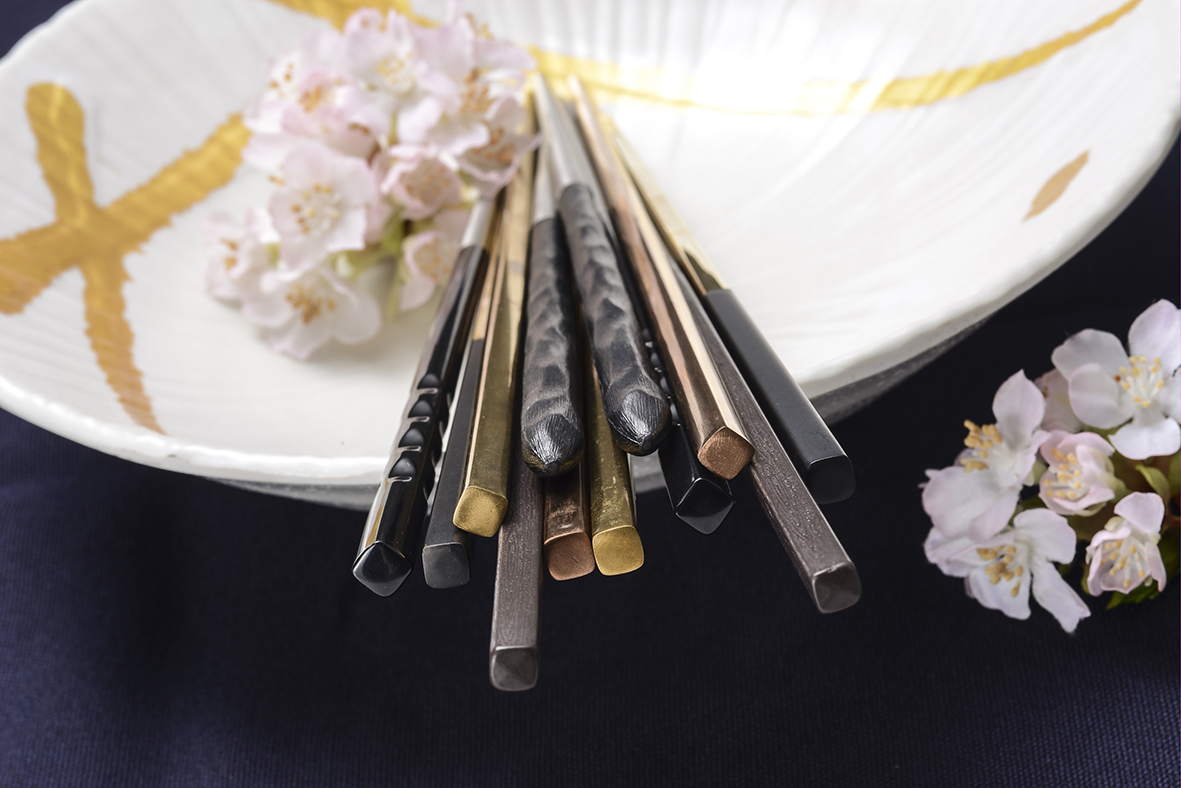 Factory New Design Melamine Korean Style 24cm Alloy Chopsticks for BBQ Restaurant