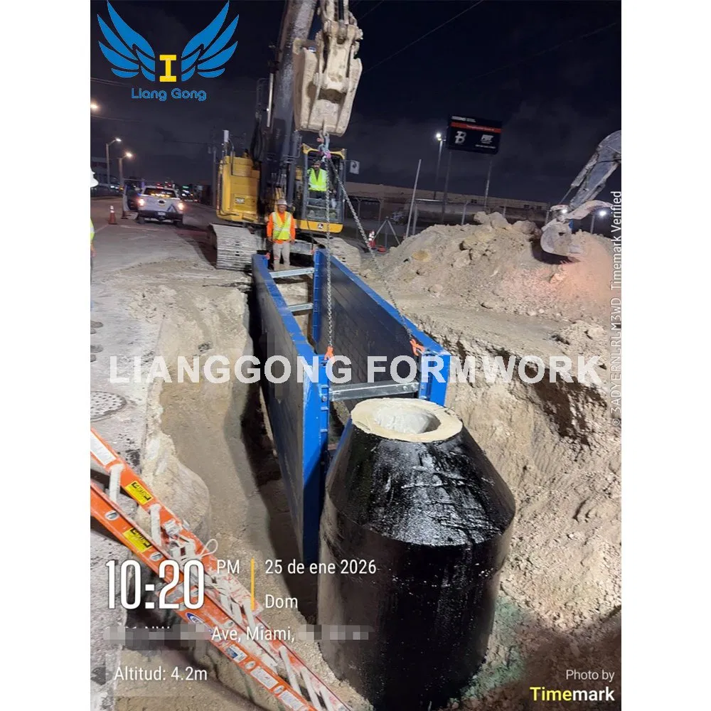 Lianggong Standard Manhole Steel Trench Shoring Box for Laying Pipe Civil Construction