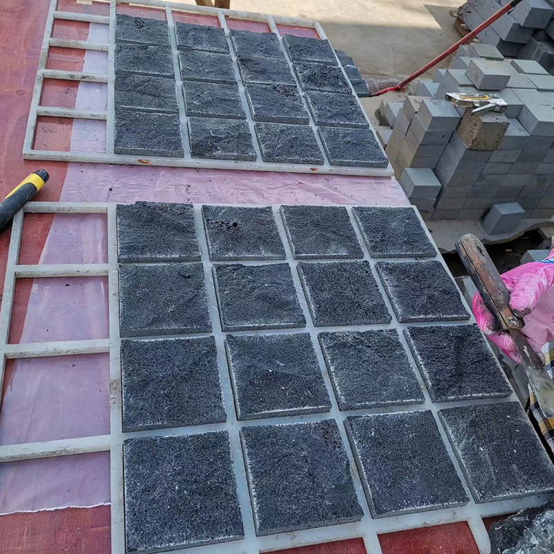 Natural Surface Meshed Black Basalt Lava Paving Stone for Landscape Garden/Driveway