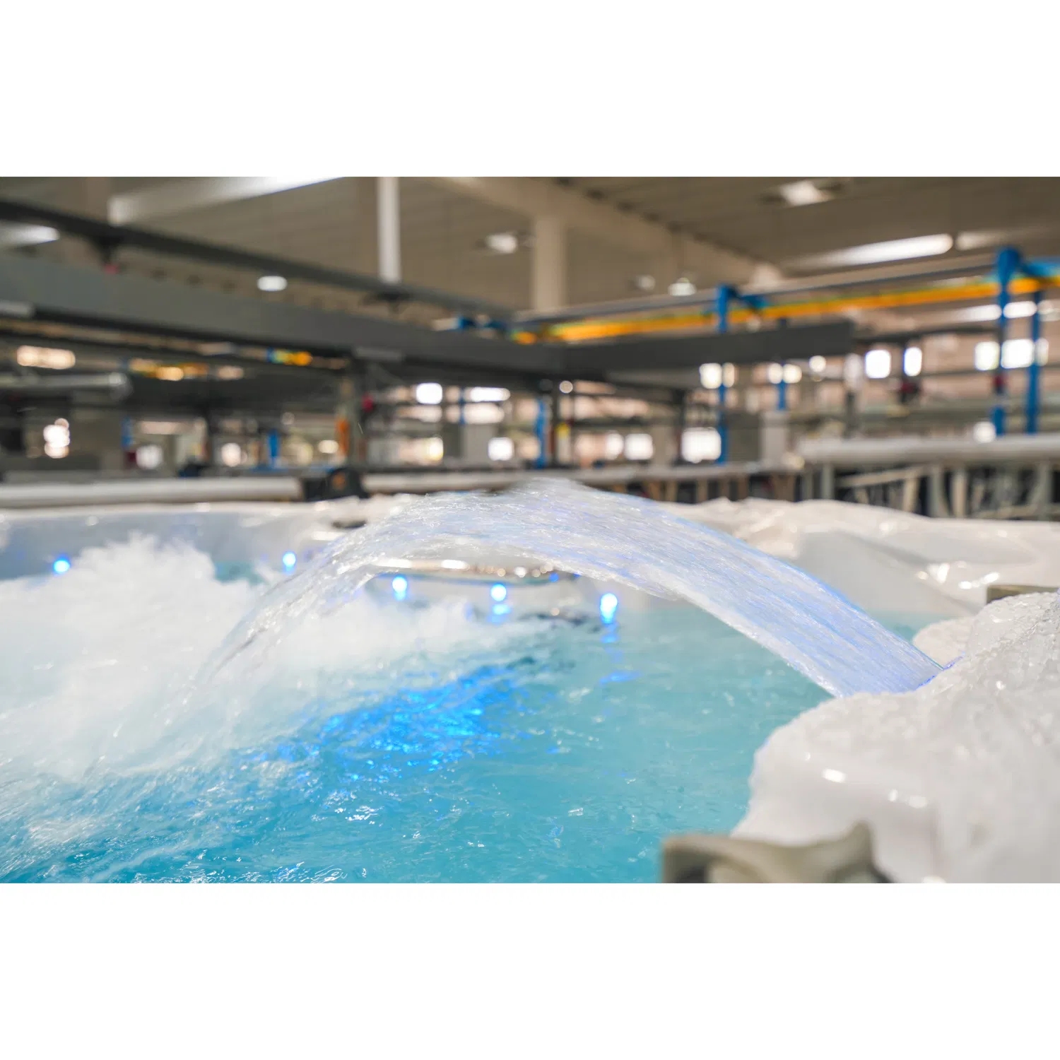 Compact Outdoor SPA Bathtub for Six with Roto Mould Design