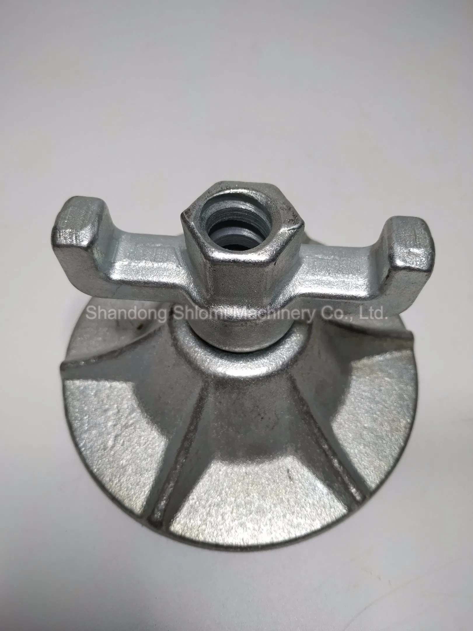 Крыльчатая гайка для опалубки 130 мм