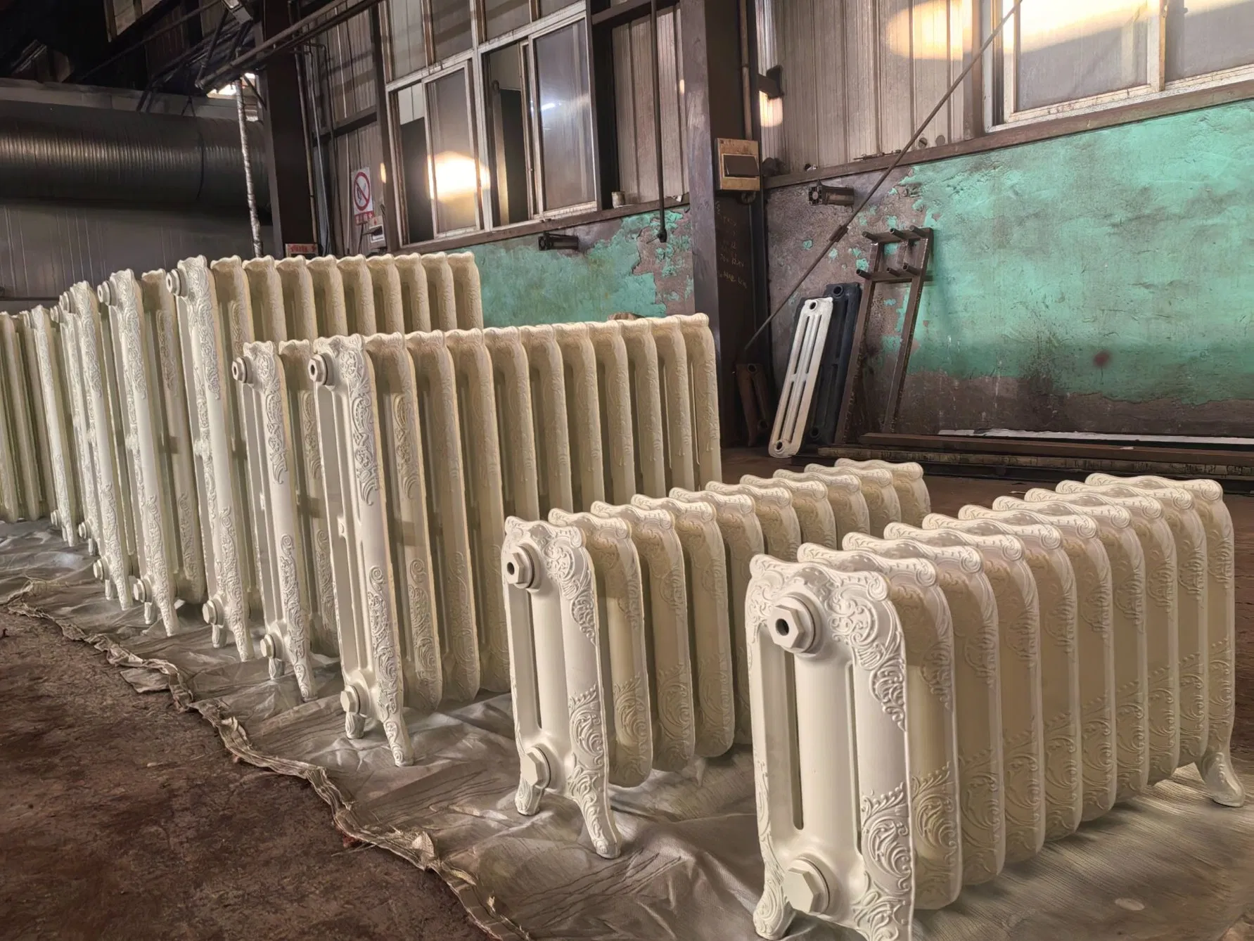 3 Column Cast Iron Hot Water Radiator Decorative Ornate Radiator