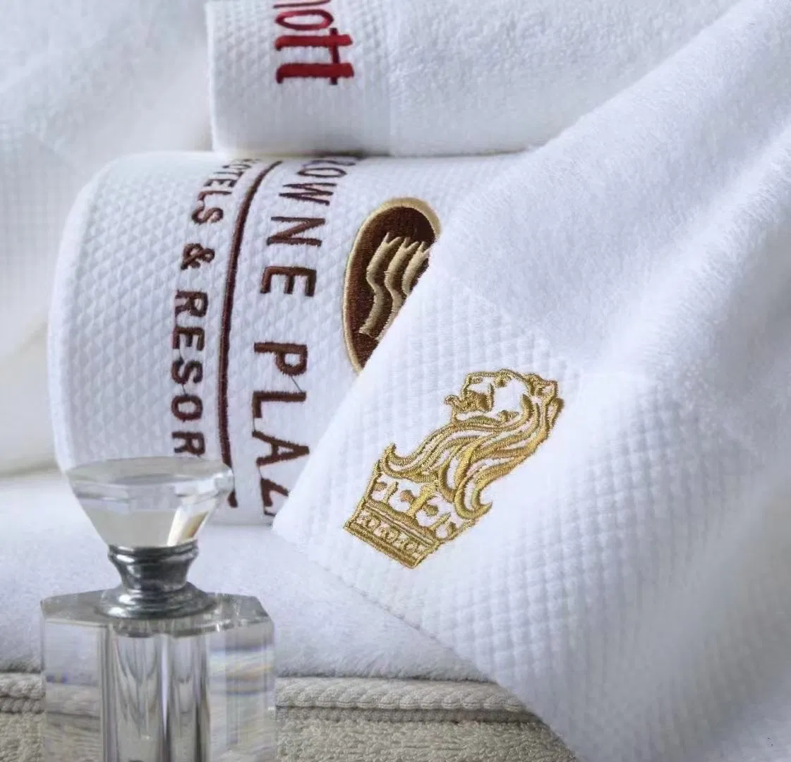 Luxurious Ultra Soft Bath Towel for Hotels and Home Use
