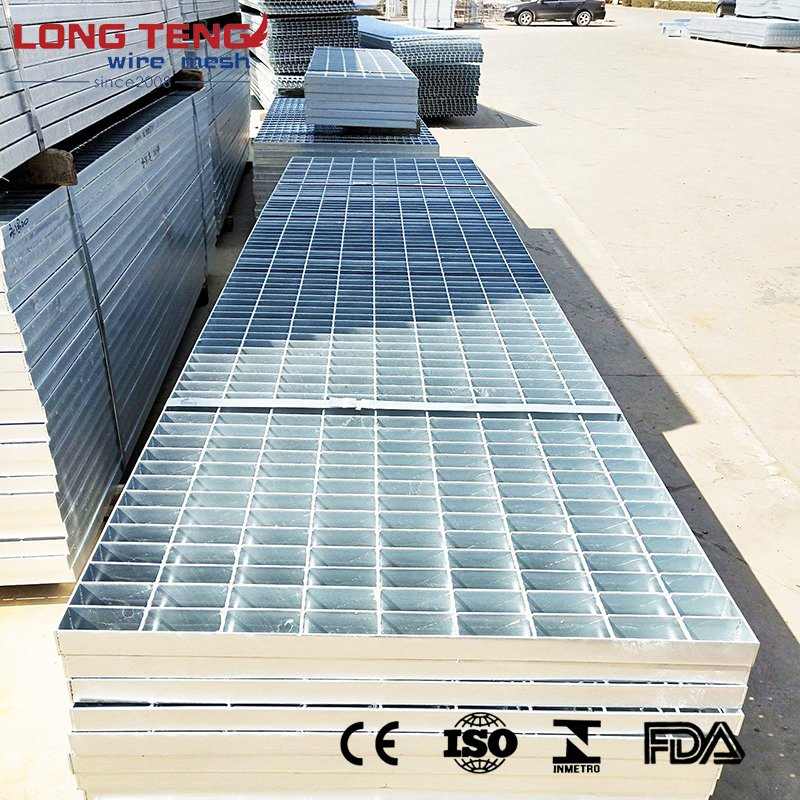 Custom Made Professional Manufacturer Steel Drain Cover for Driveway Galvanized Welded Steel Grating Drainage Cover