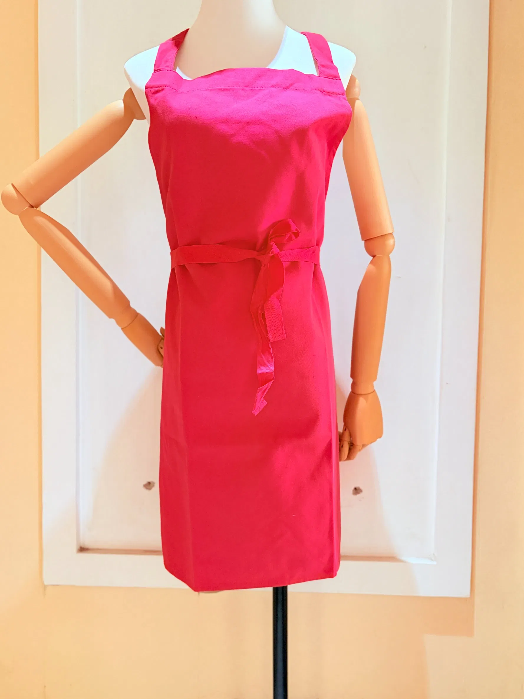 Cotton Twill Red Bib Apron with Woven Belt Customized Logo Printed for Restaurant, Kitchen or Promotion