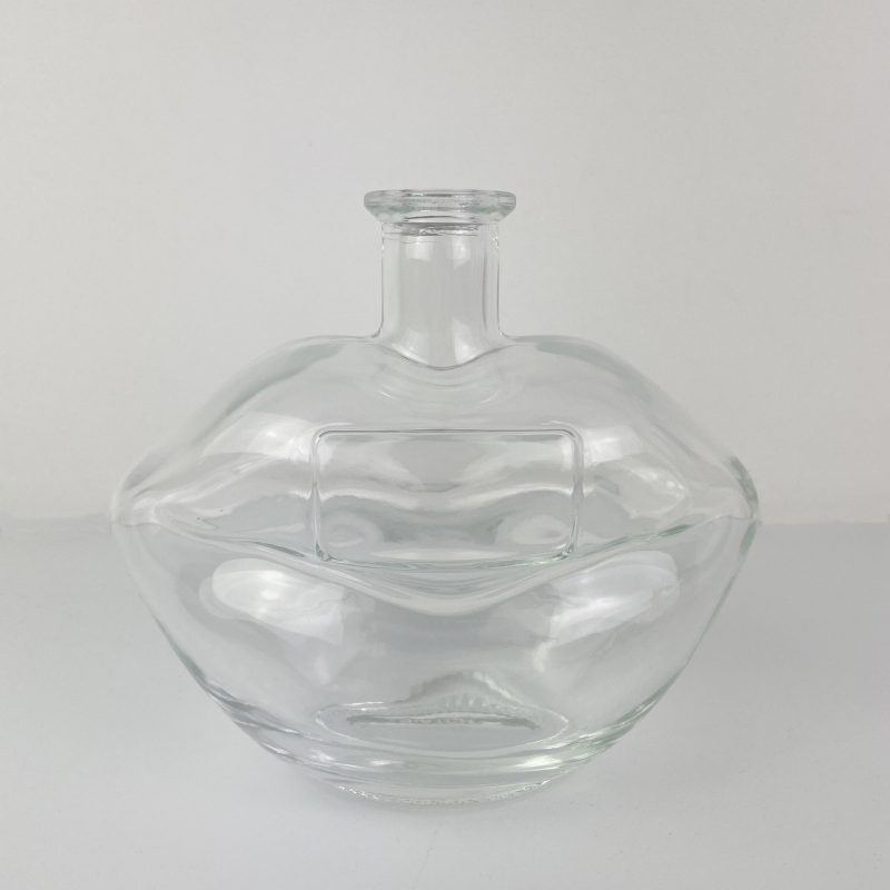 High Quality Embossed 750ml Liquor Bottle for Vodka Whisky Rum