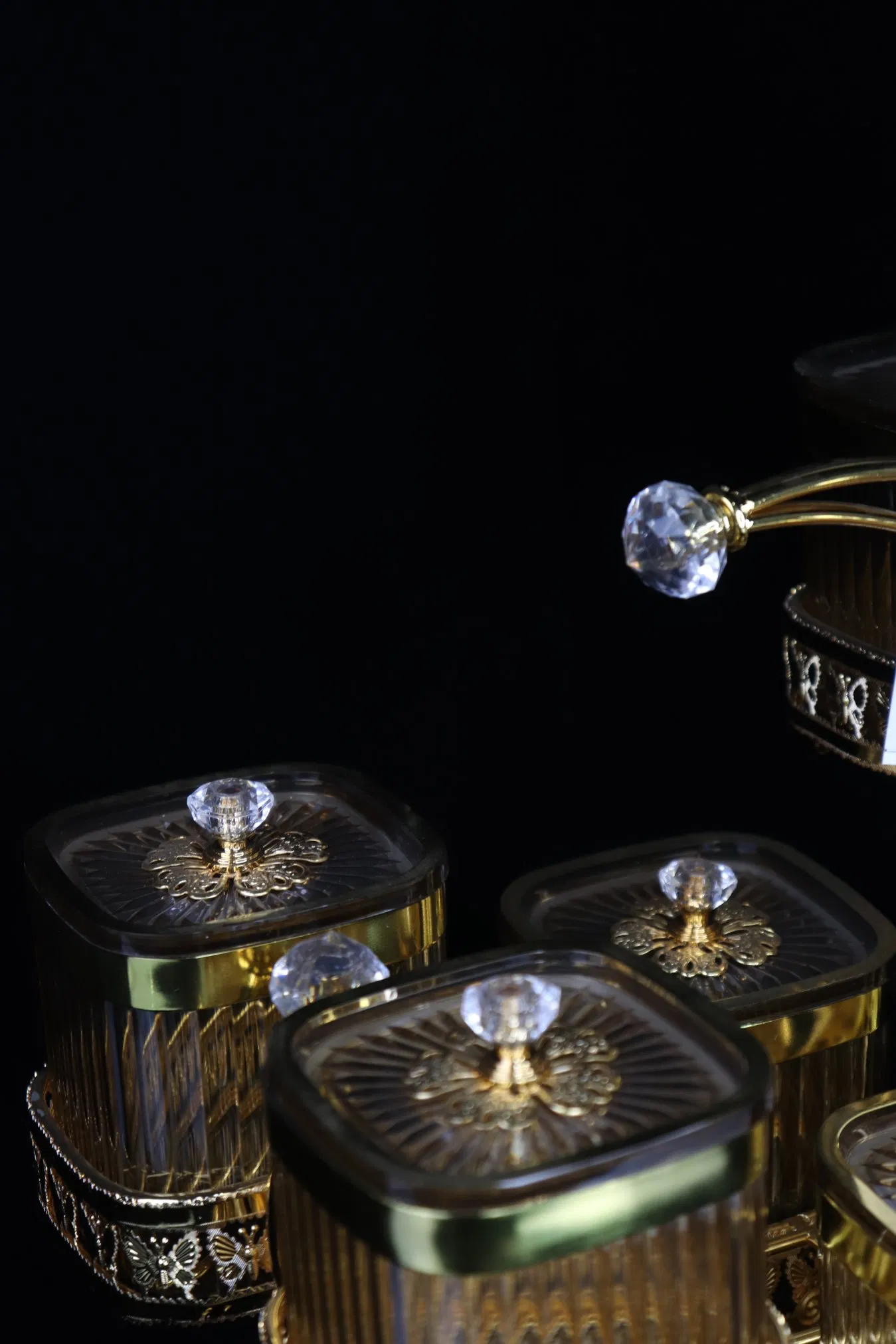 Luxury Home Decor Set, Featuring 6 Square Acrylic Airtight Jars and a Gold-Plated Iron Candy Bowl