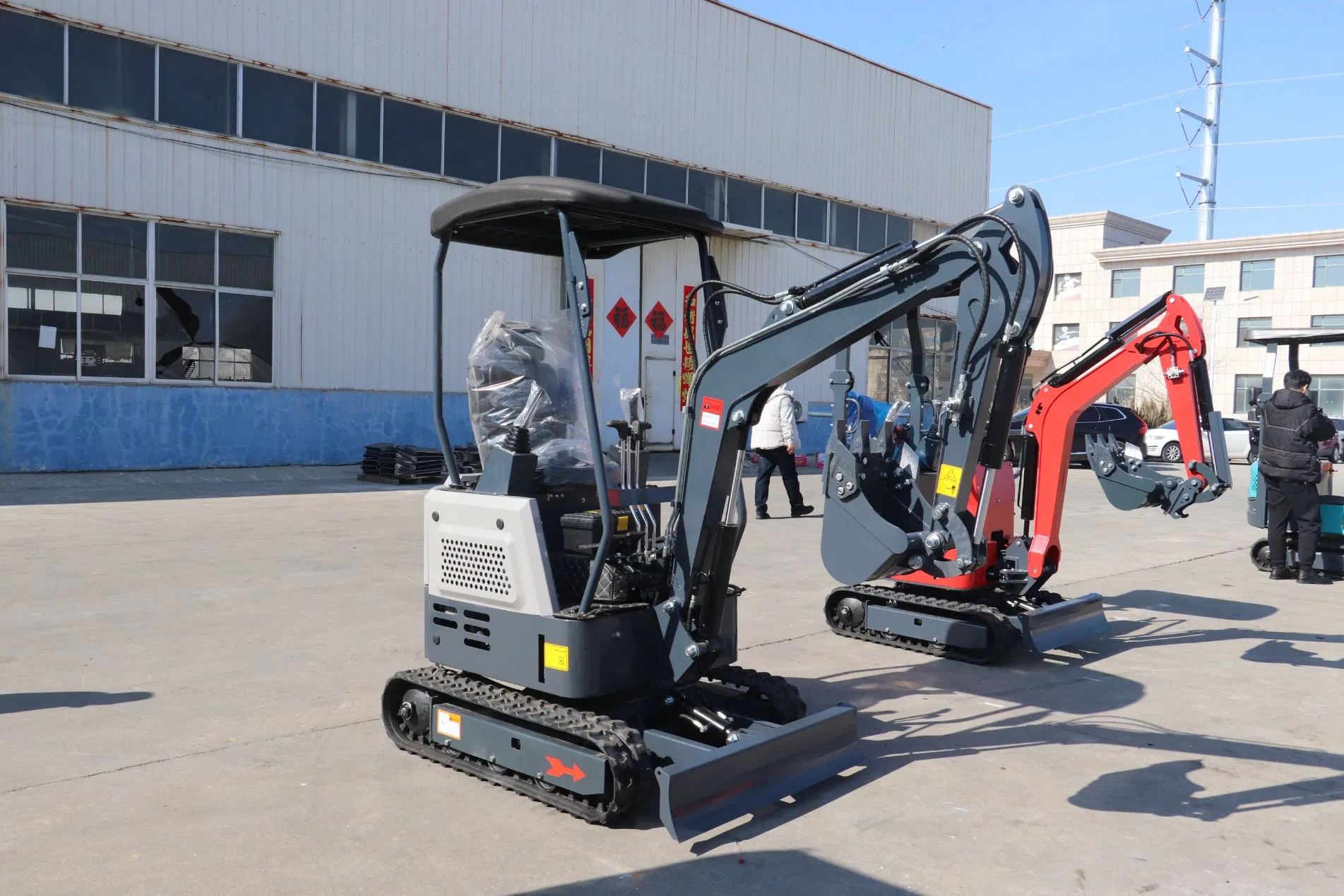 Standard Canopy Optional Cabin Mini Excavator 1.7ton Agricultural Machinery for Sale