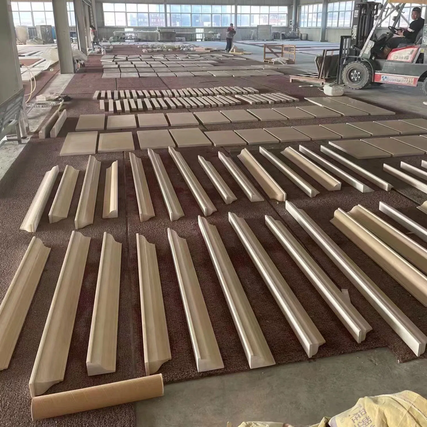 Wholesale Cheap Yellow Natural Portugal Portuguese Jura Beige Limestone Tile Stone Beige Limestone Limestone Price