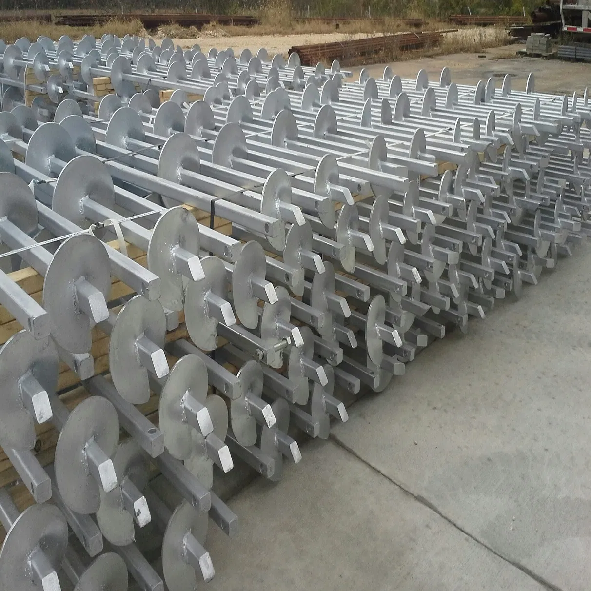 ASTM Standard Galvanized Pipe Steel Anchor Welded Helical Screw Piles for Solar Farm Gas Oil