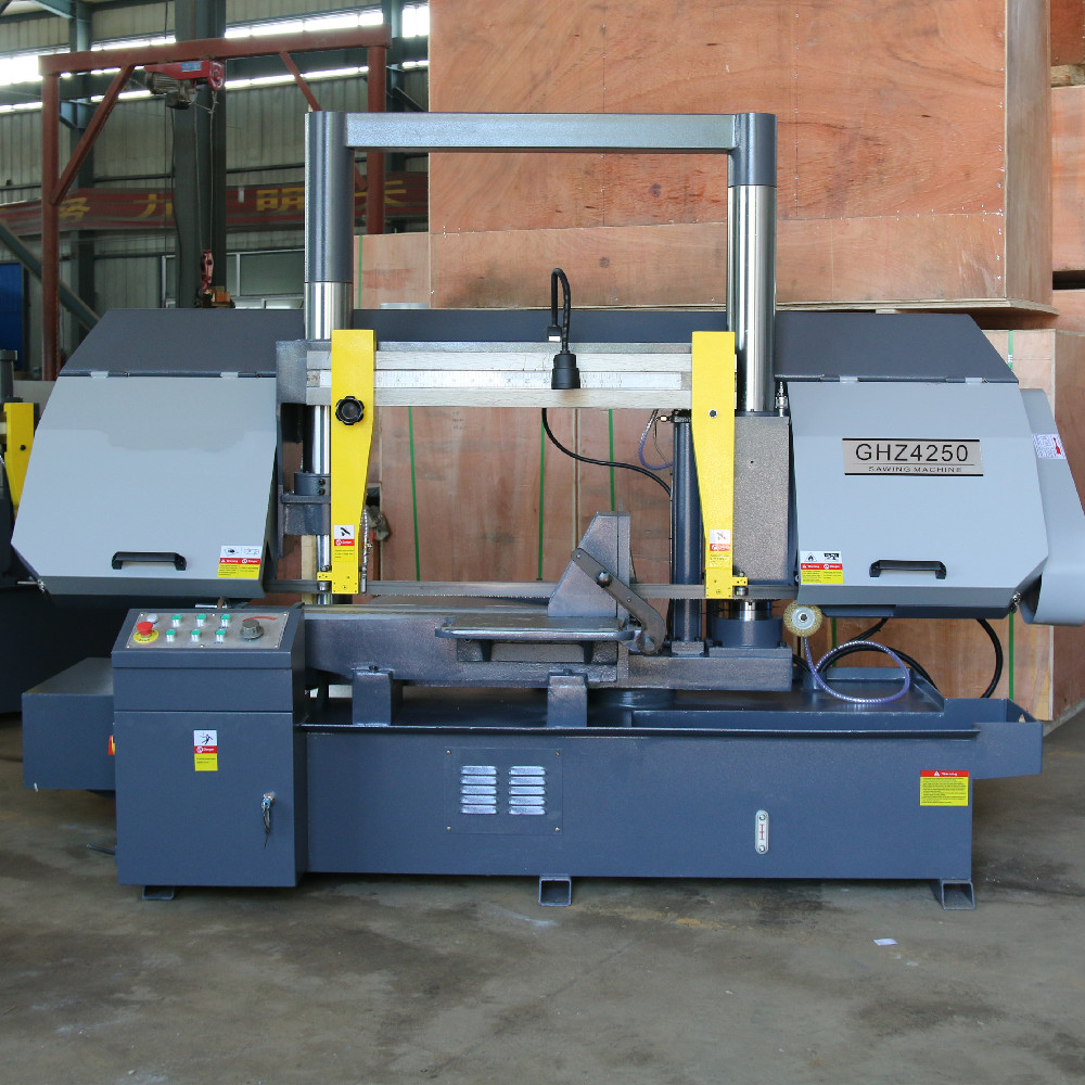 Ленточная пила по металлу автоматическая угловая GHZ4230