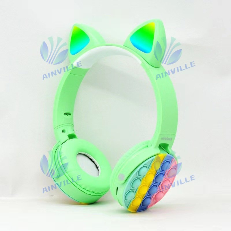 OEM Custom Bluetooth Headphone Headphone with Bubble Pressure Reduction 950 Cat Ear Luminous Wireless Headphone Factory Direct