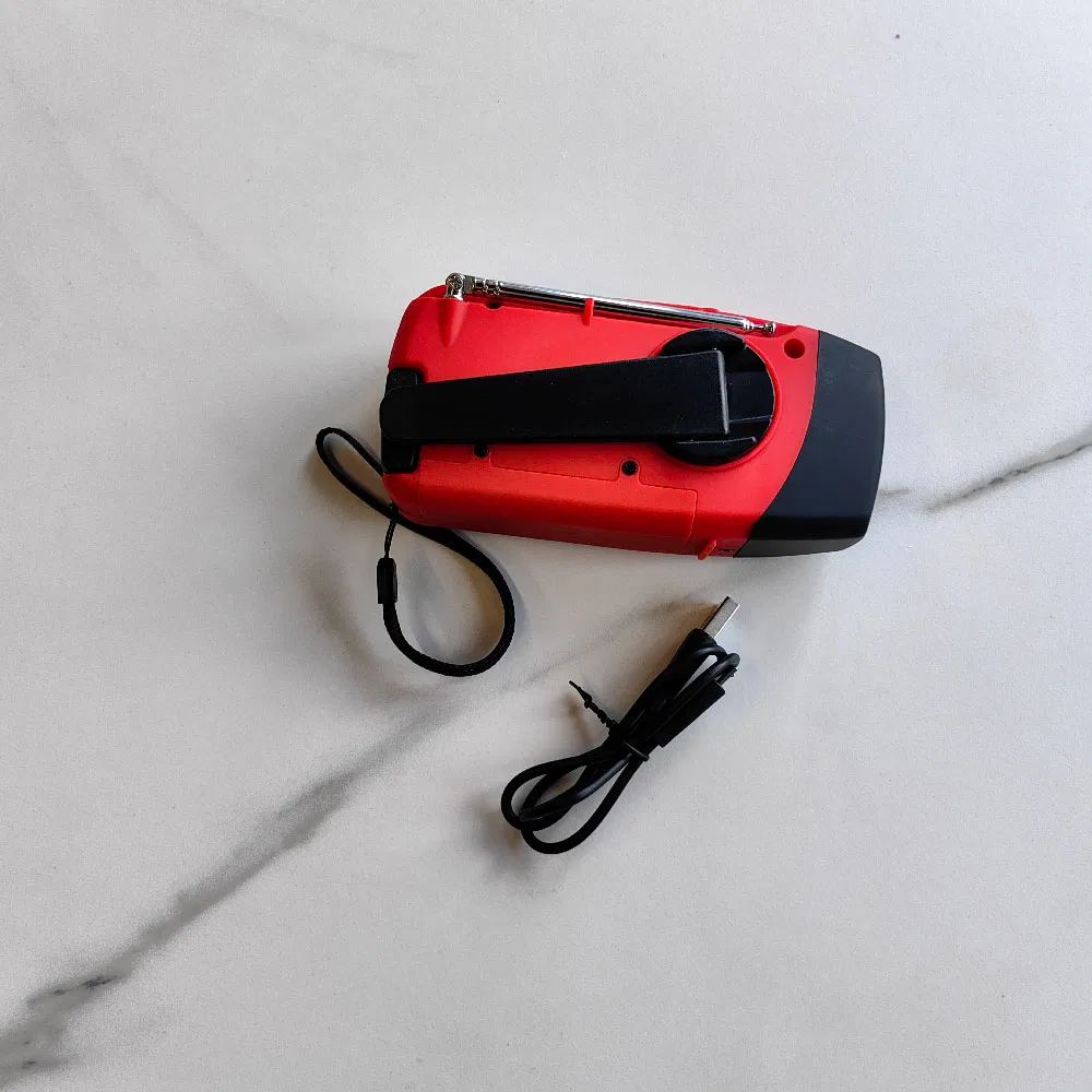 Радио BESTWE с солнечной панелью, фонарем и Power Bank