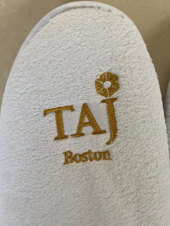 4/5 Star Luxury Hotel Wholesale Disposable Coral Fleece Slippers, Customized Logo