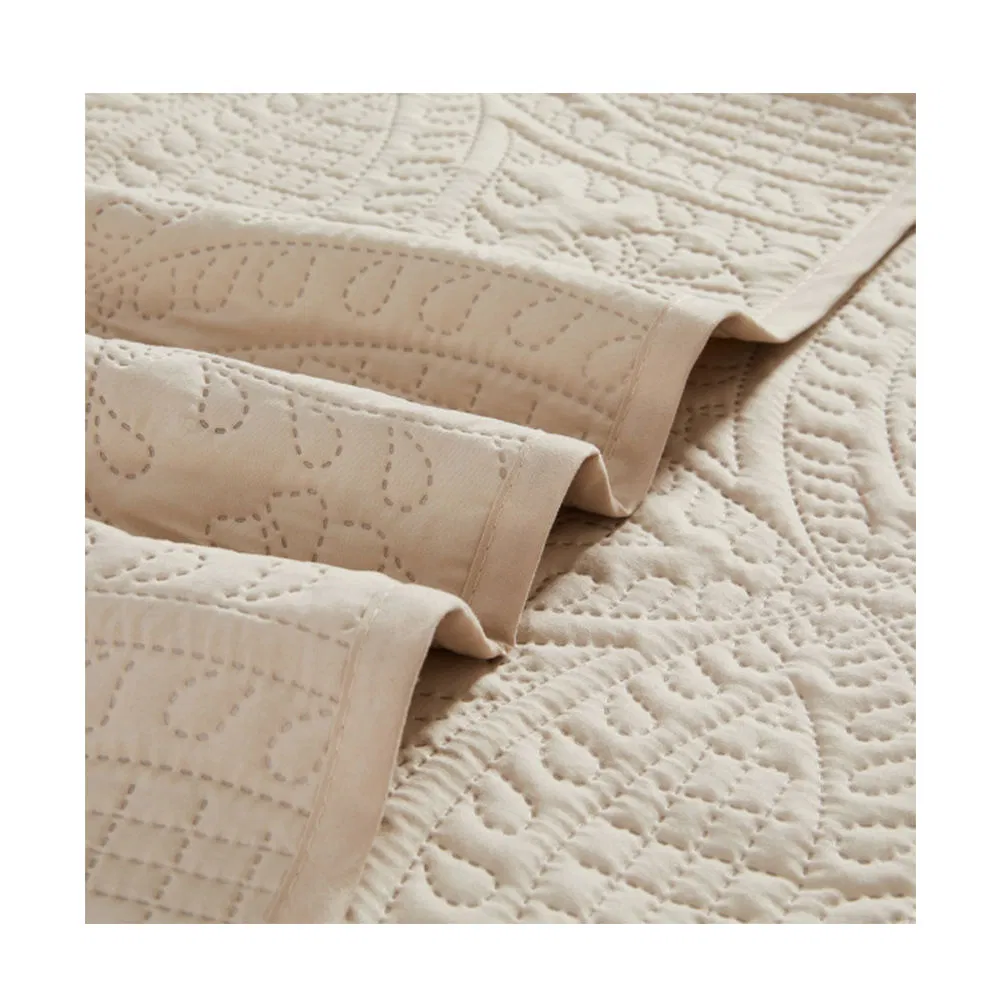 Hot Sale Luxury and Comfortable Indoor Bedding Smooth Feel Ultrasonic, Emboss Soft Quilt, Coverlet, Bedspread Beige Color