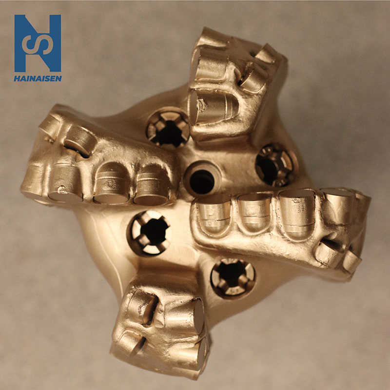 PDC долото 8 1/2" с 4 лопастями для скоростного бурения