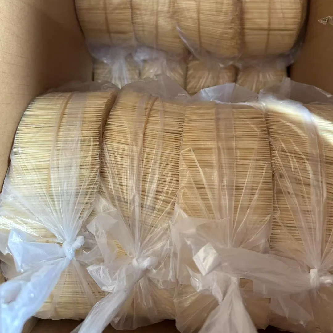 Factory Direct Sales of Dispasable Bamboo Toothpicks for Home/Hotels /Restaurants Use.