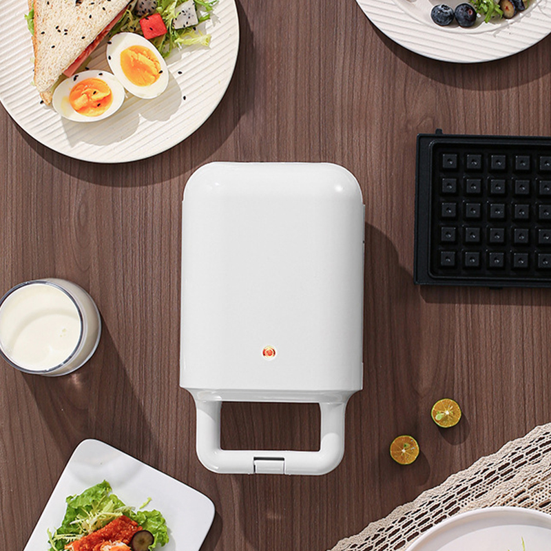 High Quality Sandwich Maker for Quick Breakfast
